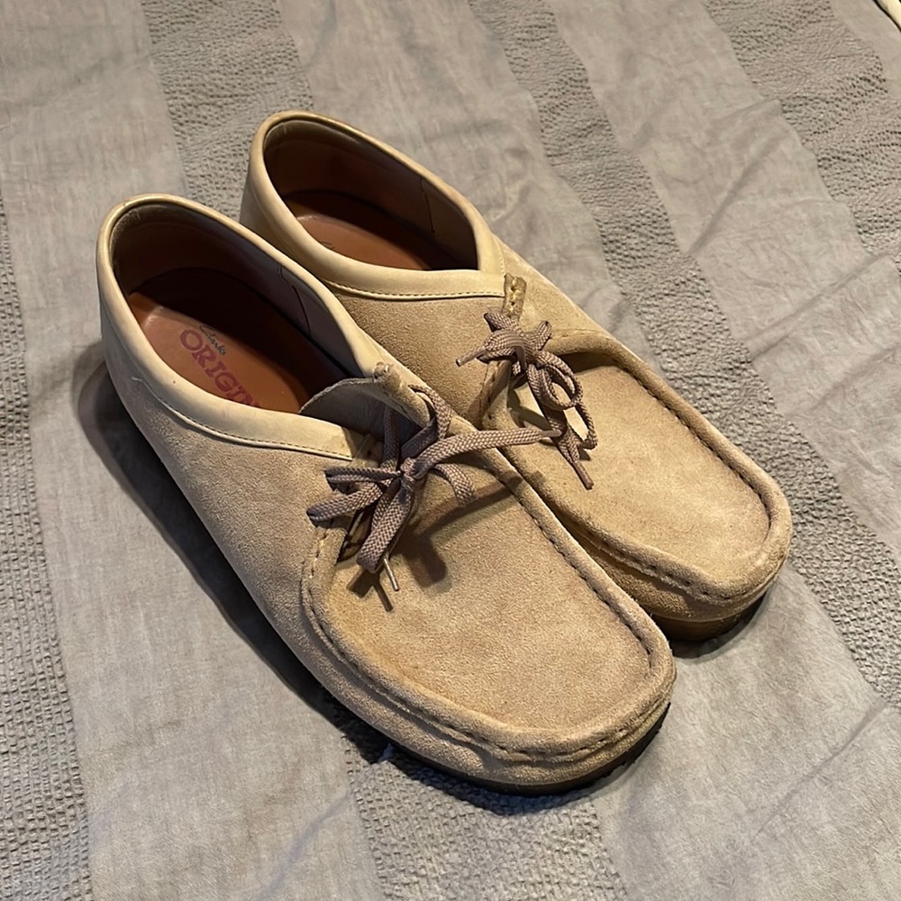 Clarks Wallabees